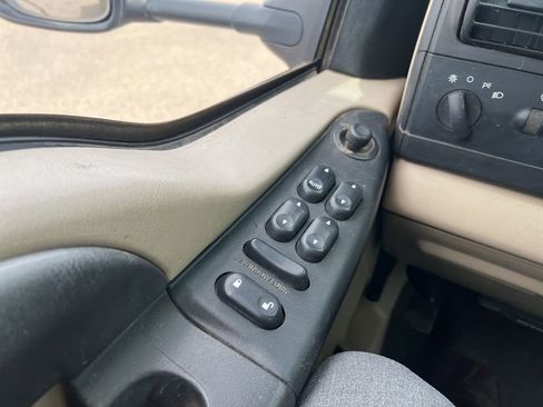 Used 2007 Ford F350 XL AWD/4WD image 16