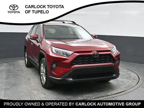 Used 2019 Toyota RAV4 XLE Premium image 6