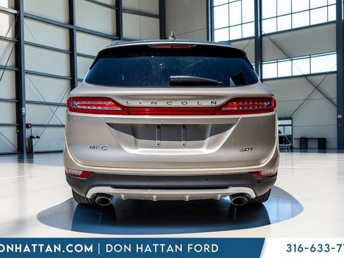 Used 2017 Lincoln MKC Select w/ Lincoln MKC Climate Package FWD image 28