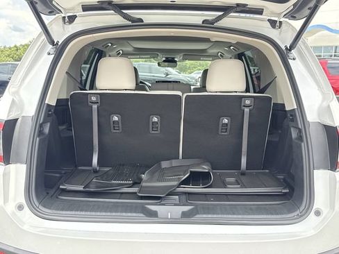 New 2026 Honda Pilot Touring image 17