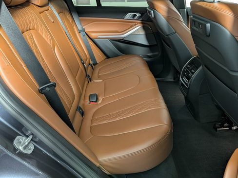 Used 2021 BMW X5 M50i w/ Dynamic Handling Package image 34