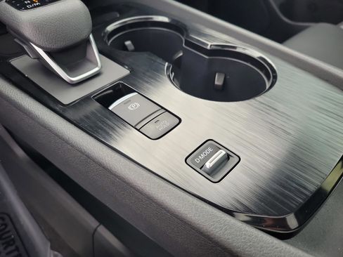 Certified 2024 Nissan Rogue SV w/ SV Premium Package image 28