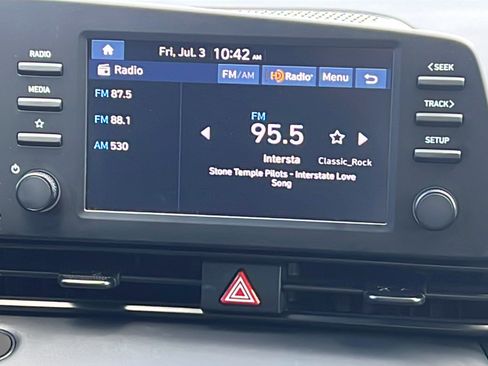 Certified 2025 Hyundai Elantra Sport FWD image 16