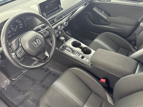 Used 2022 Honda Civic Sport image 4