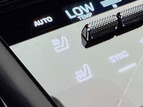 New 2026 Porsche Cayenne GTS image 16