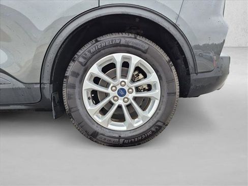 Used 2020 Ford Escape SE FWD image 9