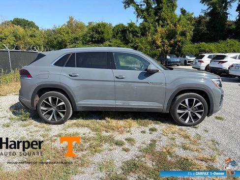 Used 2024 Volkswagen Atlas Cross Sport SEL Premium R-Line AWD/4WD image 6