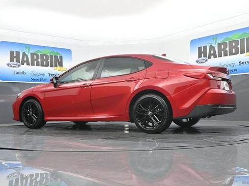 Used 2025 Toyota Camry LE FWD image 21