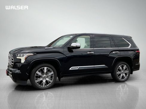 Used 2024 Toyota Sequoia Capstone image 1