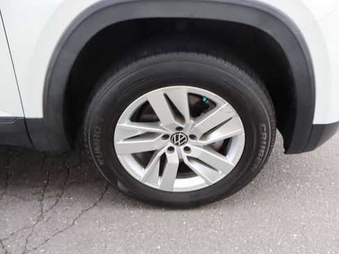 Used 2021 Volkswagen Atlas S image 39