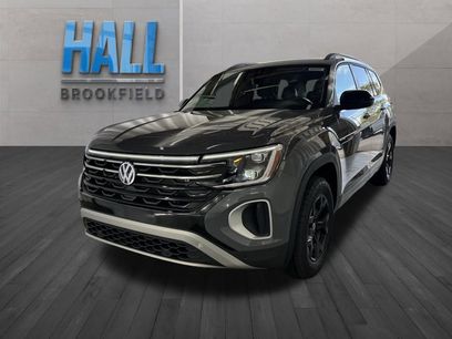 New 2026 Volkswagen Atlas Peak Edition