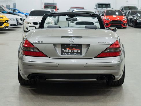 Used 2008 Mercedes-Benz SL 55 AMG image 4