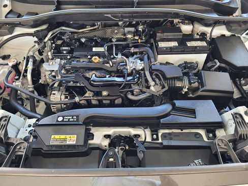 Used 2023 Toyota Corolla Cross XLE FWD image 36