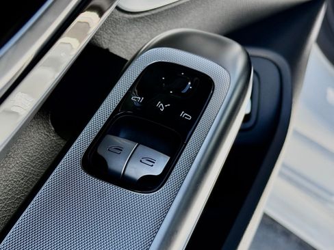 New 2026 Mercedes-Benz CLE 300 4MATIC Coupe image 19