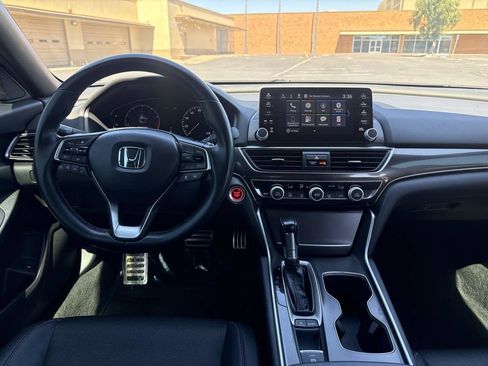 Used 2020 Honda Accord Sport image 16