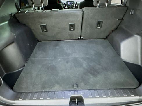 Used 2020 Chevrolet Equinox LT image 31