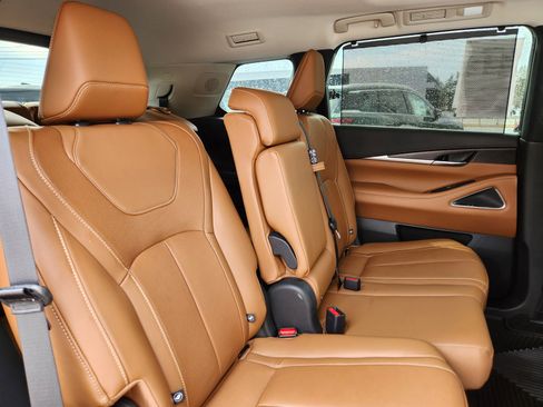 Used 2022 INFINITI QX60 Sensory w/ Cargo Package image 16