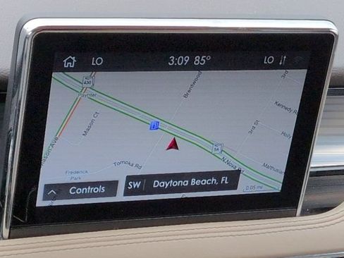 Used 2020 Lincoln Corsair FWD w/ Equipment Group 101A image 21