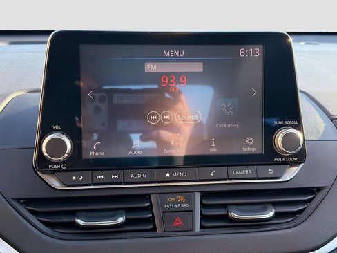 Used 2022 Nissan Altima 2.5 SR FWD image 29
