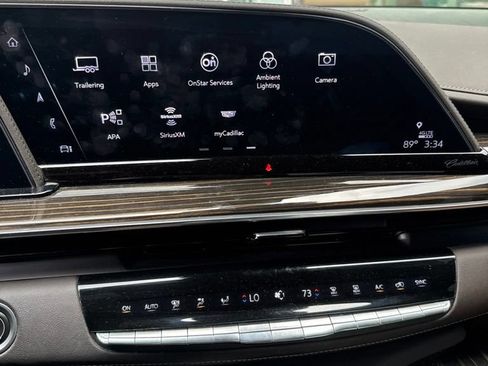 Used 2022 Cadillac Escalade Premium Luxury w/ Performance Package AWD/4WD image 10