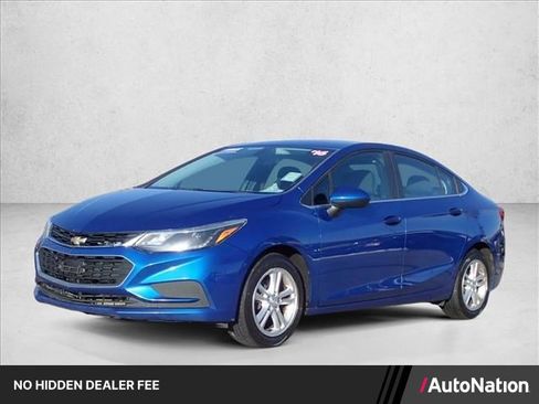 Used 2016 Chevrolet Cruze LT w/ Sun And Sound Package FWD image 1