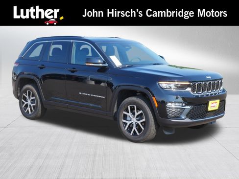 Used 2025 Jeep Grand Cherokee Limited w/ Trailer Tow Package AWD/4WD image 1