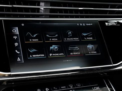 Certified 2025 Audi Q7 3.0T Prestige w/ Prestige Package AWD/4WD image 17