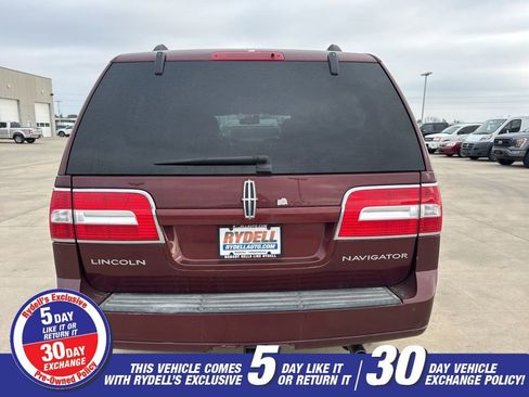 Used 2012 Lincoln Navigator 4WD image 8
