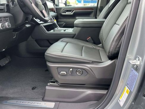 New 2026 GMC Sierra 2500 Denali w/ Denali Reserve Package image 22
