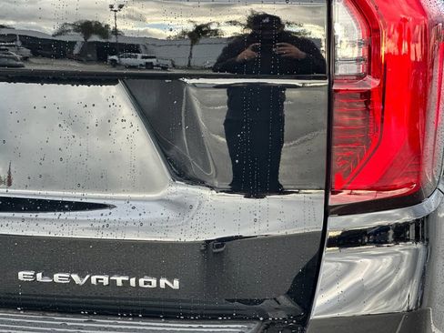 New 2026 GMC Yukon XL Elevation image 27