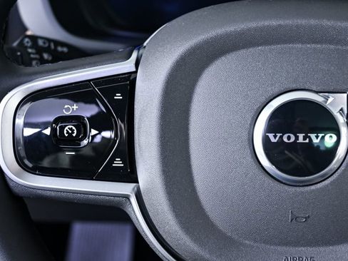 New 2026 Volvo XC60 T8 Plus w/ Protection Package Premier AWD/4WD image 9
