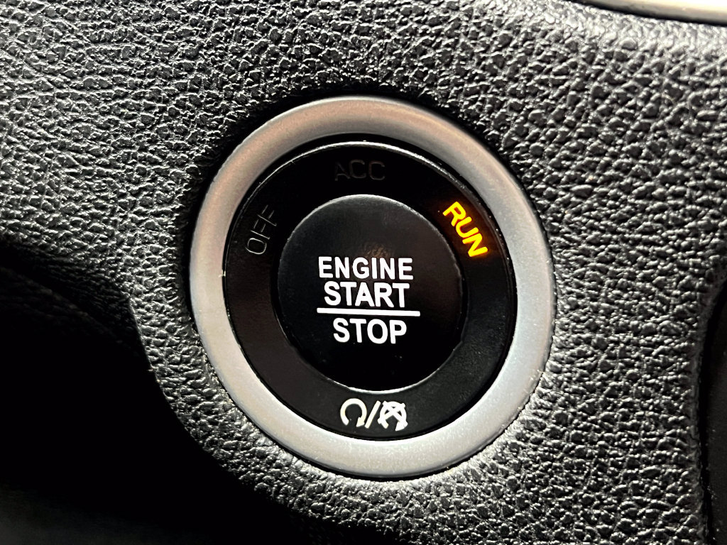 Used 2022 Dodge Charger SXT AWD/4WD image 21