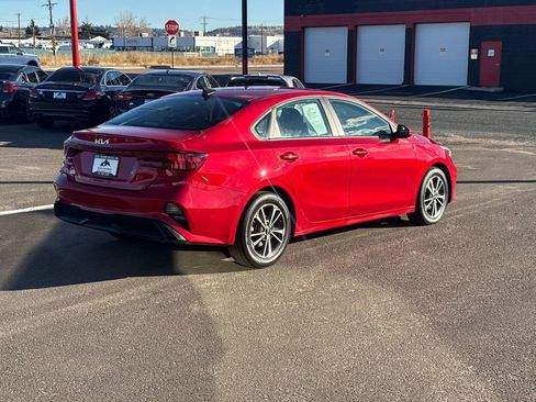 Used 2024 Kia Forte LXS image 7