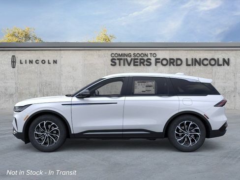 New 2026 Lincoln Nautilus Premier AWD/4WD image 3