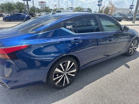 Used 2019 Nissan Altima 2.5 SR w/ SR Premium Package FWD image 5