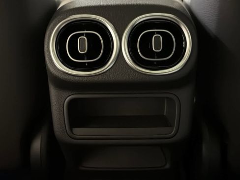 New 2026 Mercedes-Benz GLC 300 4MATIC image 29