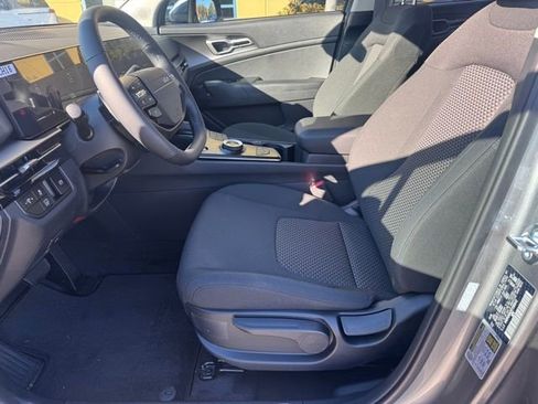 New 2026 Kia Sportage LX image 18