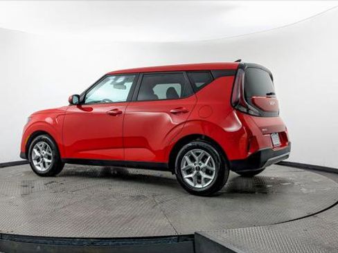 Used 2024 Kia Soul LX w/ Option Group 015 image 6