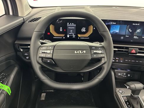 New 2026 Kia Sportage EX w/ EX Panorama Roof Package image 17
