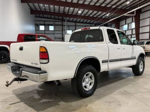 Used 2000 Toyota Tundra SR5 AWD/4WD image 3
