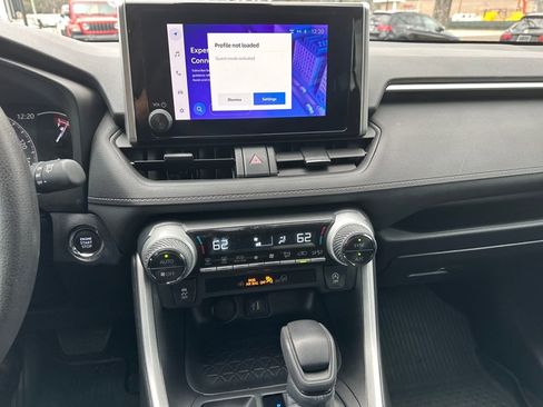 Used 2023 Toyota RAV4 XLE w/ Convenience Package image 6