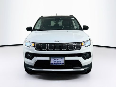 Used 2022 Jeep Compass Limited AWD/4WD image 2