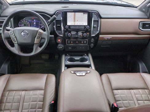 Used 2022 Nissan Titan Platinum Reserve w/ Moonroof Package image 21