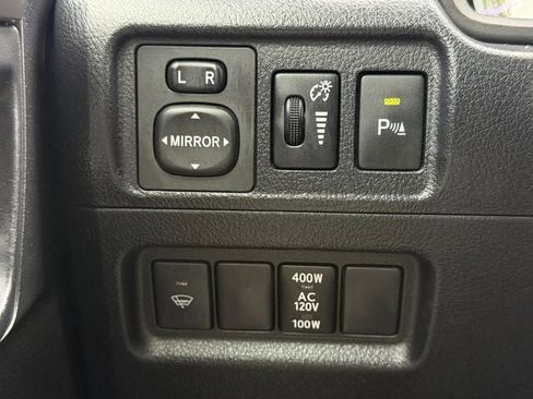 Used 2016 Toyota 4Runner Limited image 23