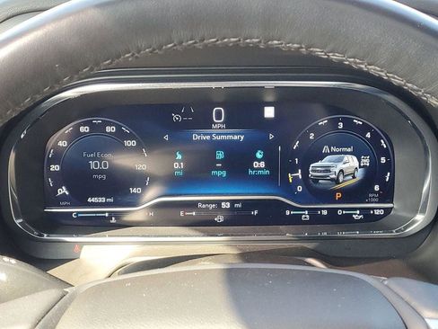 Certified 2022 Chevrolet Tahoe Z71 w/ Luxury Package image 13