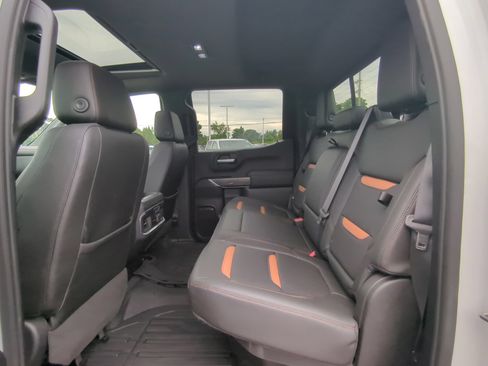 Used 2019 GMC Sierra 1500 AT4 w/ AT4 Premium Package AWD/4WD image 17