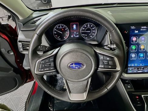 Used 2025 Subaru Outback Premium AWD/4WD image 10