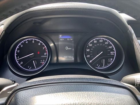 Used 2022 Toyota Camry SE FWD image 18