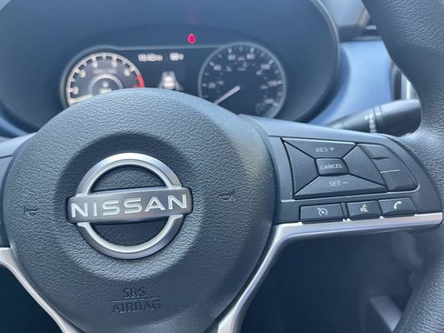 Used 2025 Nissan Versa SV w/ Trunk Package FWD image 24