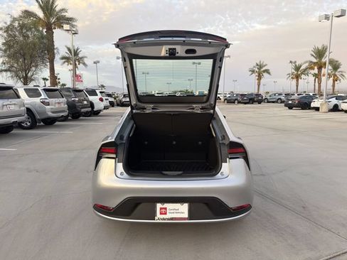 Certified 2025 Toyota Prius LE FWD image 29